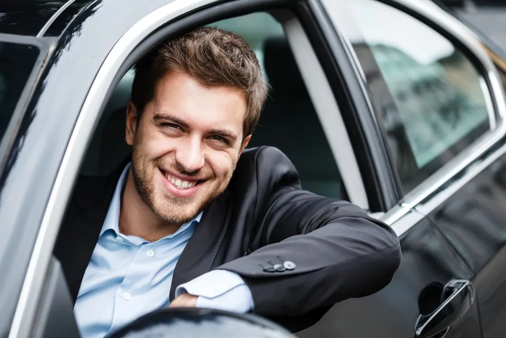 taxi cab to airport